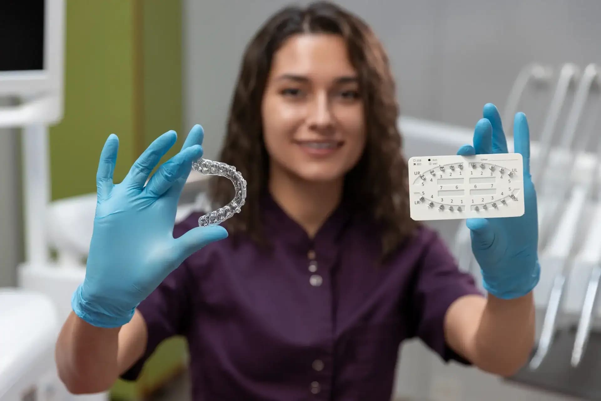 The Invisalign treatment process at the Neola Dental clinic in Minneola, FL