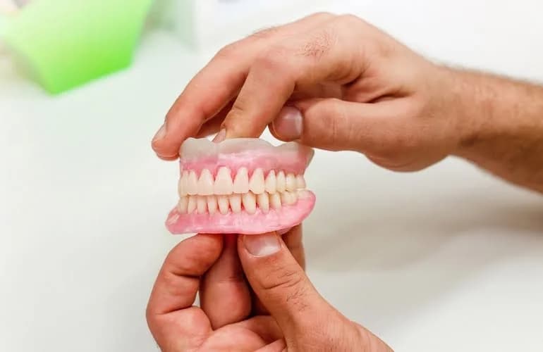 types of dentures